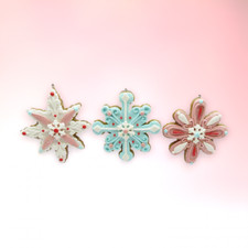 3 Different Decorated Snowflake gingerbread cookie ornaments, Dec Diamonds NWT