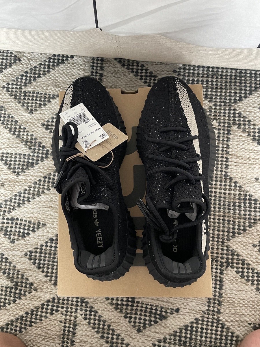 Size 11 - BNWT - Yeezy Boost 350 V2 BY1604 Core Black / Core White | eBay