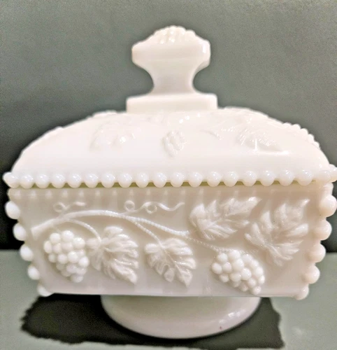 Vintage Westmoreland Beaded Beaded Grape Milk Glass Compote Candy Dish with Lid