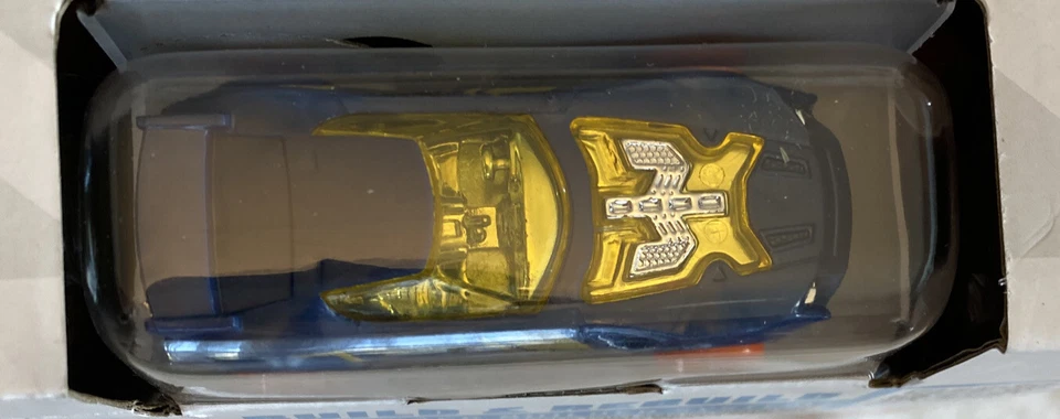 Hot Wheels Track Builder Unlimited Corkscrew Twist Kit Race Track 2022 Car Toy - Image 2 of 3