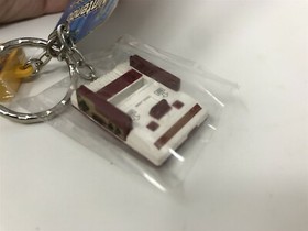 2005 Nintendo - History Keychain - Famicom Nes & Super Mario Bros. - Very Rare