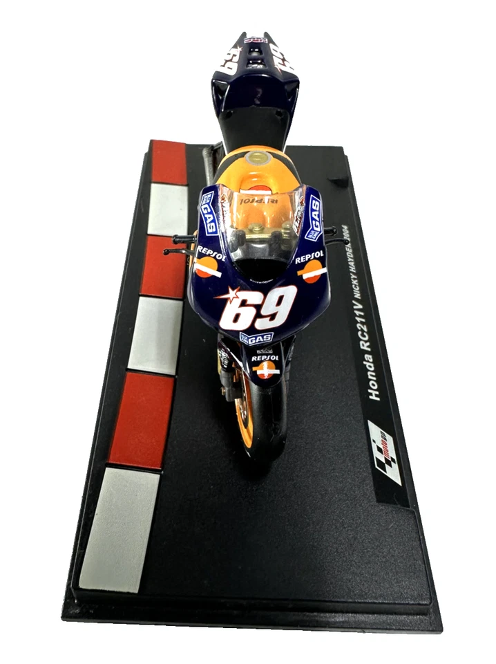 MODELLINO MOTO DIECAST HONDA RC211V NICKY HAIDEN 2004 1/24 - Immagine 3 di 4