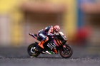 Foto 10 di 24