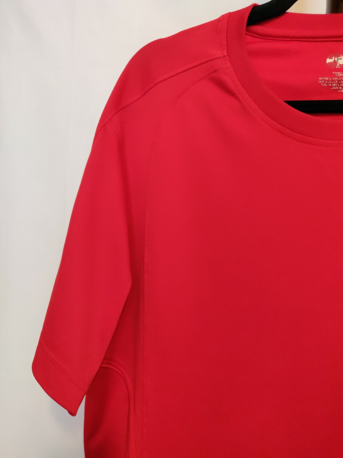 Camicia Fila taglia L activewear colore rosso manica corta girocollo maglia sui lati logo