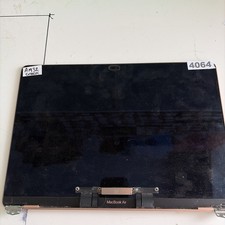 MacBook A1932 Wyprzedaż ekranu Tylko uszkodzone części 5047