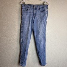 Levis 711 Skinny Pants Women Size 28 Floral Embroidery Denim Mid Rise Stretch