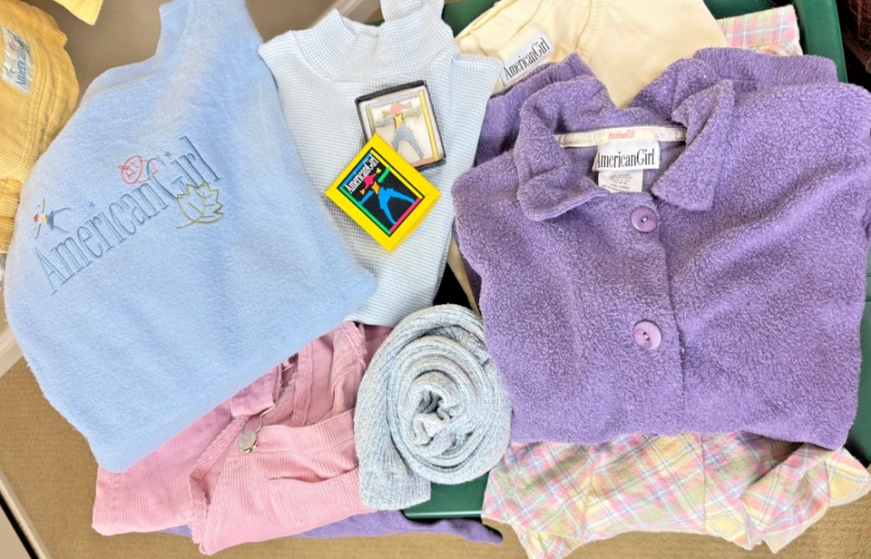 Difícil de encontrar American Girl of Today Vintage 1997 “Plaid & Pastel” AG Gear NIÑAS PIN raro Foto 2 de 4