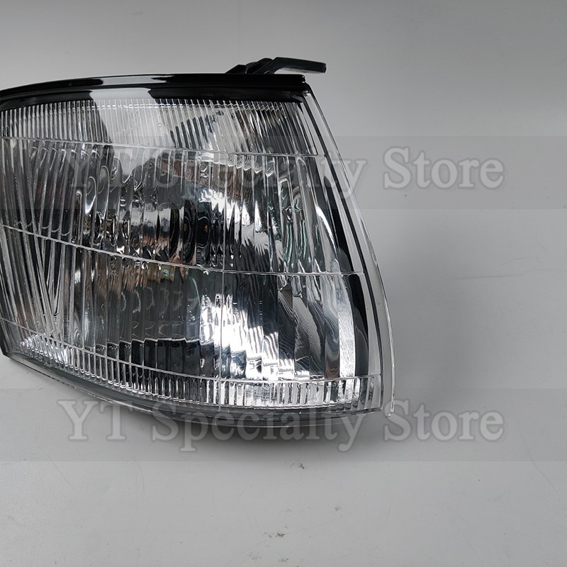 Right Side Corner Marker Parking Light Lamp For Toyota Crown