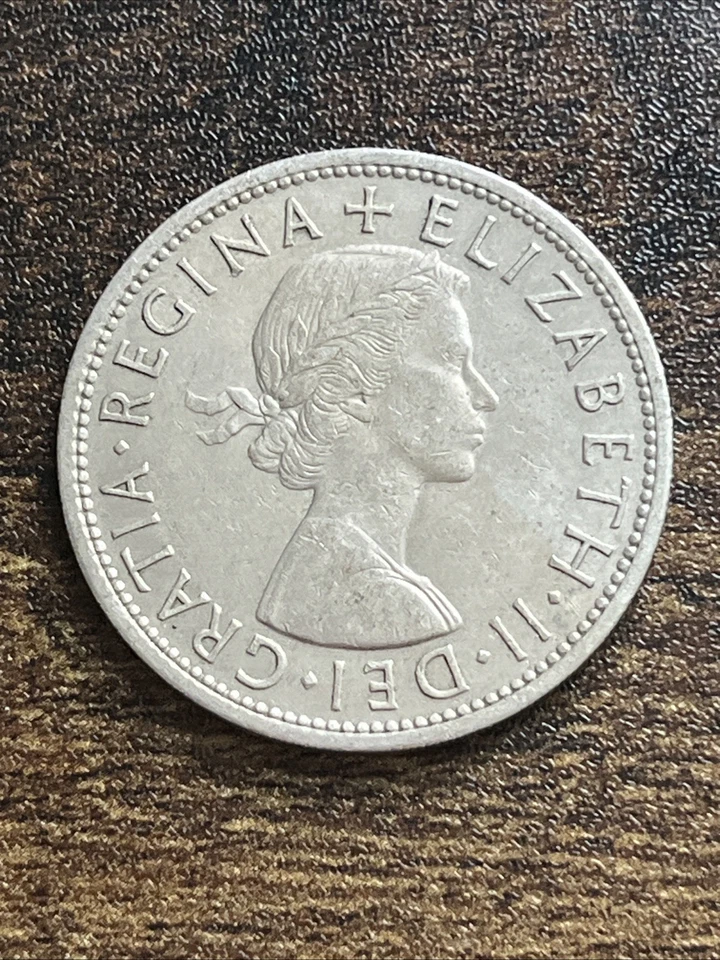 1960 Great Britain Copper Nickel 1/2 Half Crown Elizabeth II Actual Coin TB7700* - Image 2 of 2