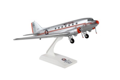 SkyMarks Douglas DC-3 American ''Flagship Tulsa'' 1:80 Modellflugzeug