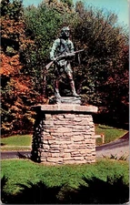 Vintage PPC - Daniel Bonne Status,  Louisville, Ky - F58799