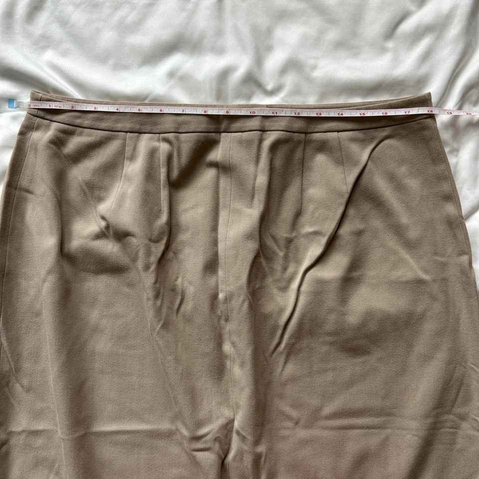 Falda Larga Recta Beige/Caqui 18W Abertura para Caminar Cremallera Elástica Gancho y Botón DEFECTUOSA Foto 2 de 4