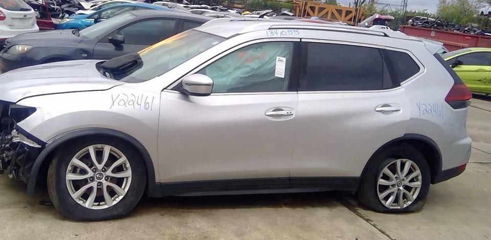 Nissan Rogue Driver Left Tail Light Lamp Quarter Panel Mounted 2017-2020 - Image 4 of 4