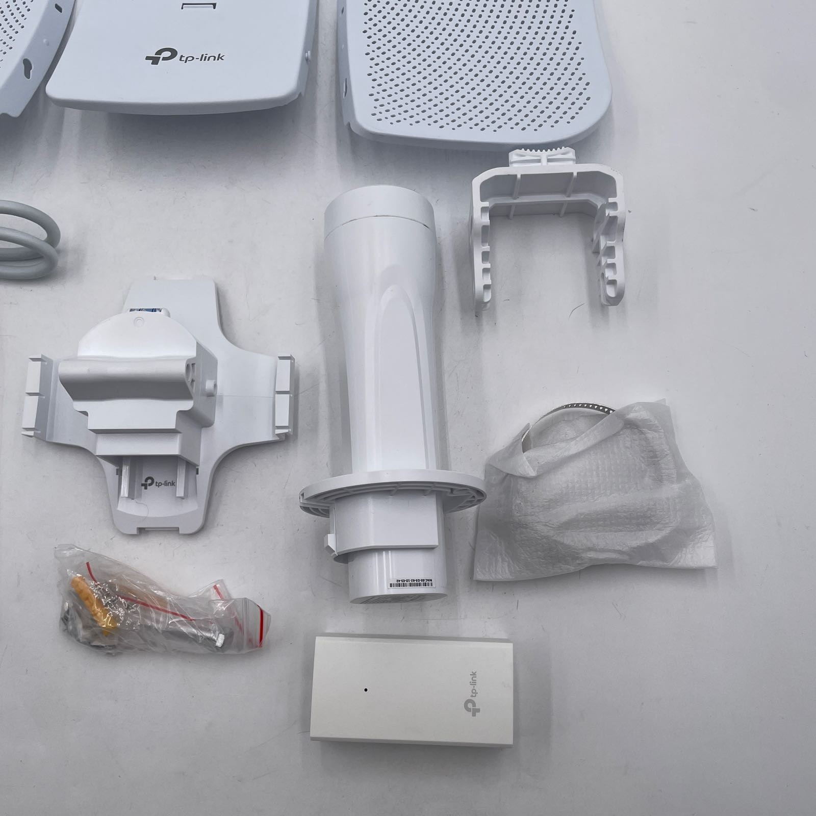 TP-Link CPE710 5GHz AC 867Mbps Long Range Gigabit Outdoor Wireless Bridge 23dBi