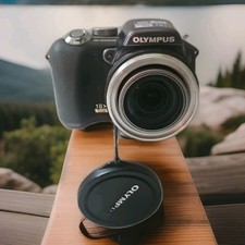 Olympus SP-550 UZ 7.1 MP28mmWide Angle 18x Optical Zoom Digital Camera Untested