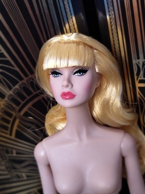 NUDE Poppy Parker Goes To París C'est si Bon Integrity Fashion royalty Nu Face 