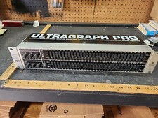 Behringer Ultragraph Pro FBQ3102 Equalizer with FBQ Feedback Detection System