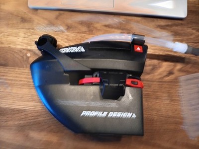 Profile Design Trinksystem / Aero Bottle für Triathlonlenker   gebraucht
