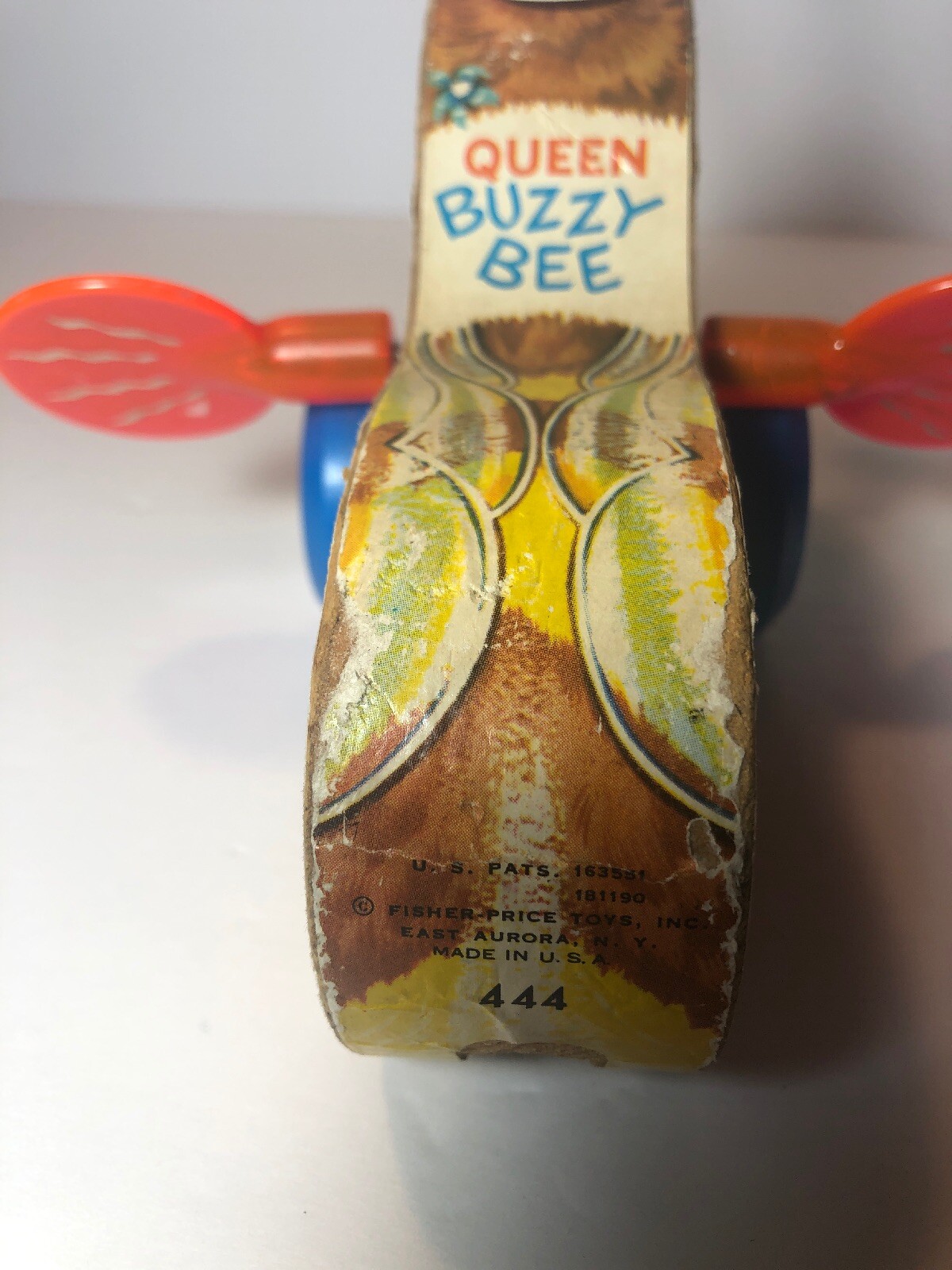VINTAGE FISHER PRICE QUEEN BUZZY BEE 444 PULL TOY eBay