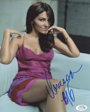 Vanessa Marcil Sexy Autographed Signed 8x10 Photo ACOA