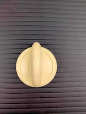 Crock-Pot Knob from SCV400 Series Ivory  Excellent Condition Same Day Shipping
