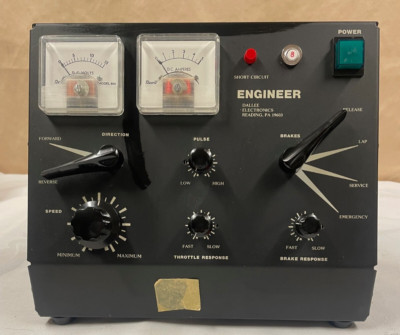 Dallee Electronics Model Railroad Power Supply - ENGINEER THROTTLE - Model 850