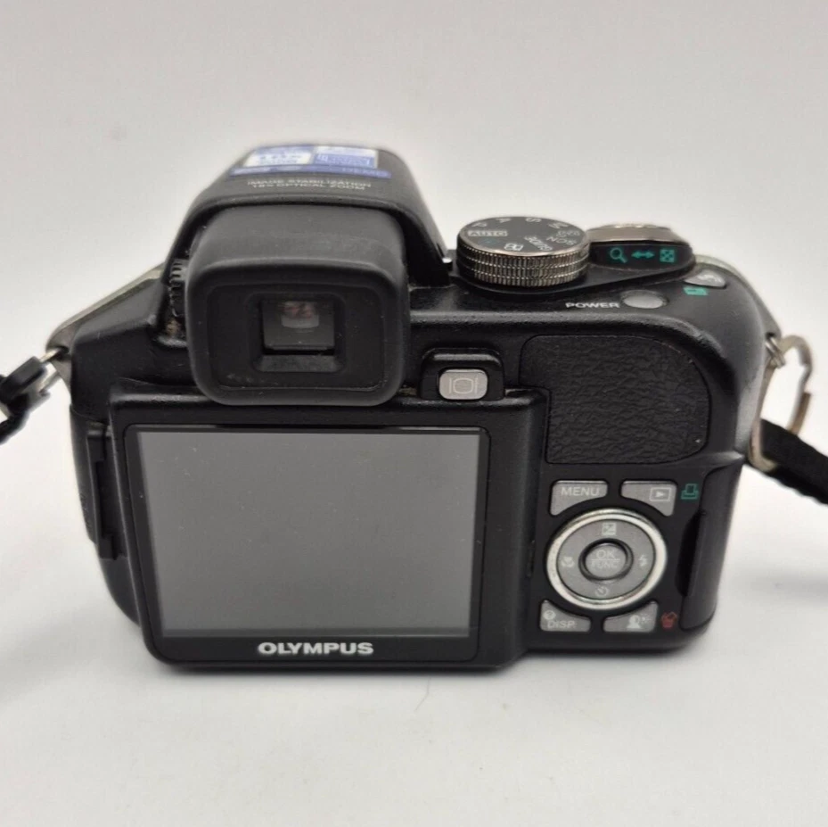 Olympus SP-560UZ Digital Camera - Not Working - Image 4 of 4
