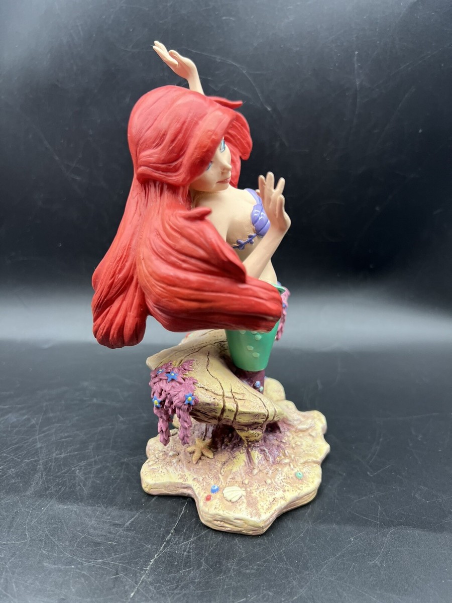 Disney Showcase Collection Grand Jester Little Mermaid Ariel