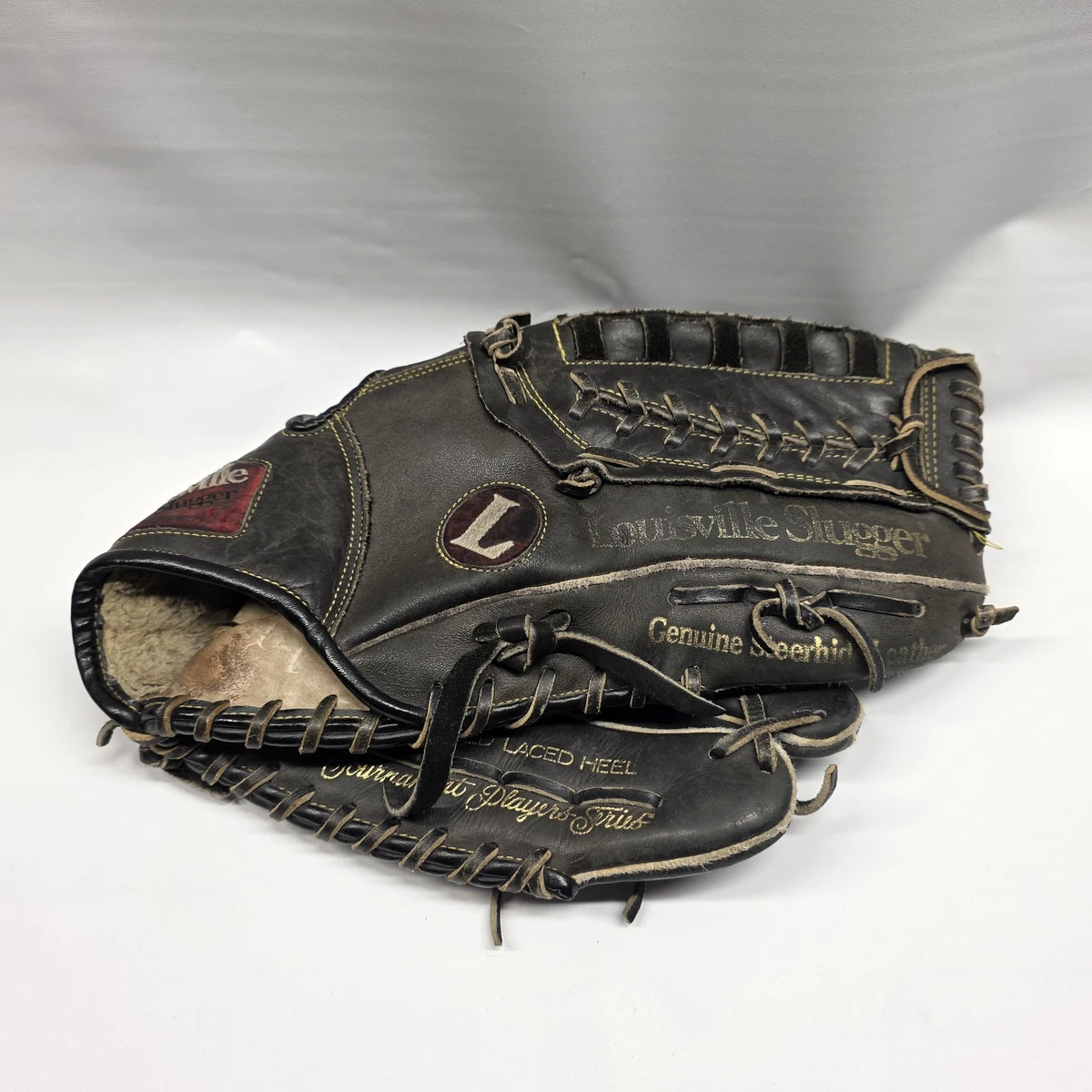 Louisville Slugger Baseball 13.5 Size Baseball Softball Gloves