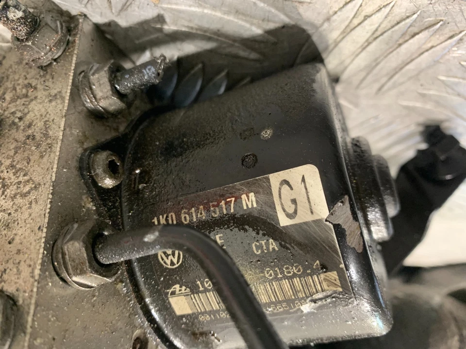 Volkswagen Golf MK5 2006 módulo de control de bomba ABS 1K0614517M #2 Foto 3 de 4