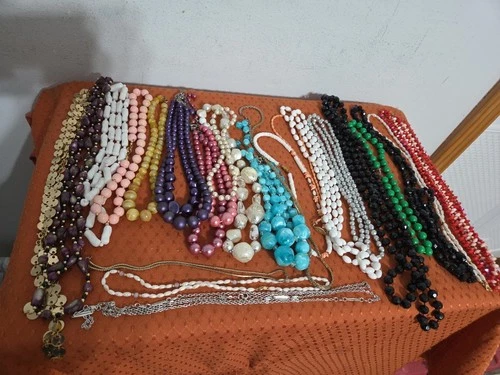 22 Vintage Necklaces Costume Jewelry Mixed Styles