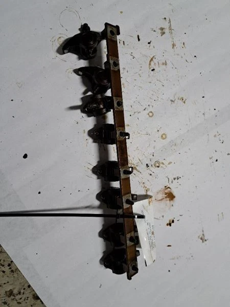 LEFT  SIDE ROCKER ARMS FOR GMC YUKON 2002 - Image 4 of 4