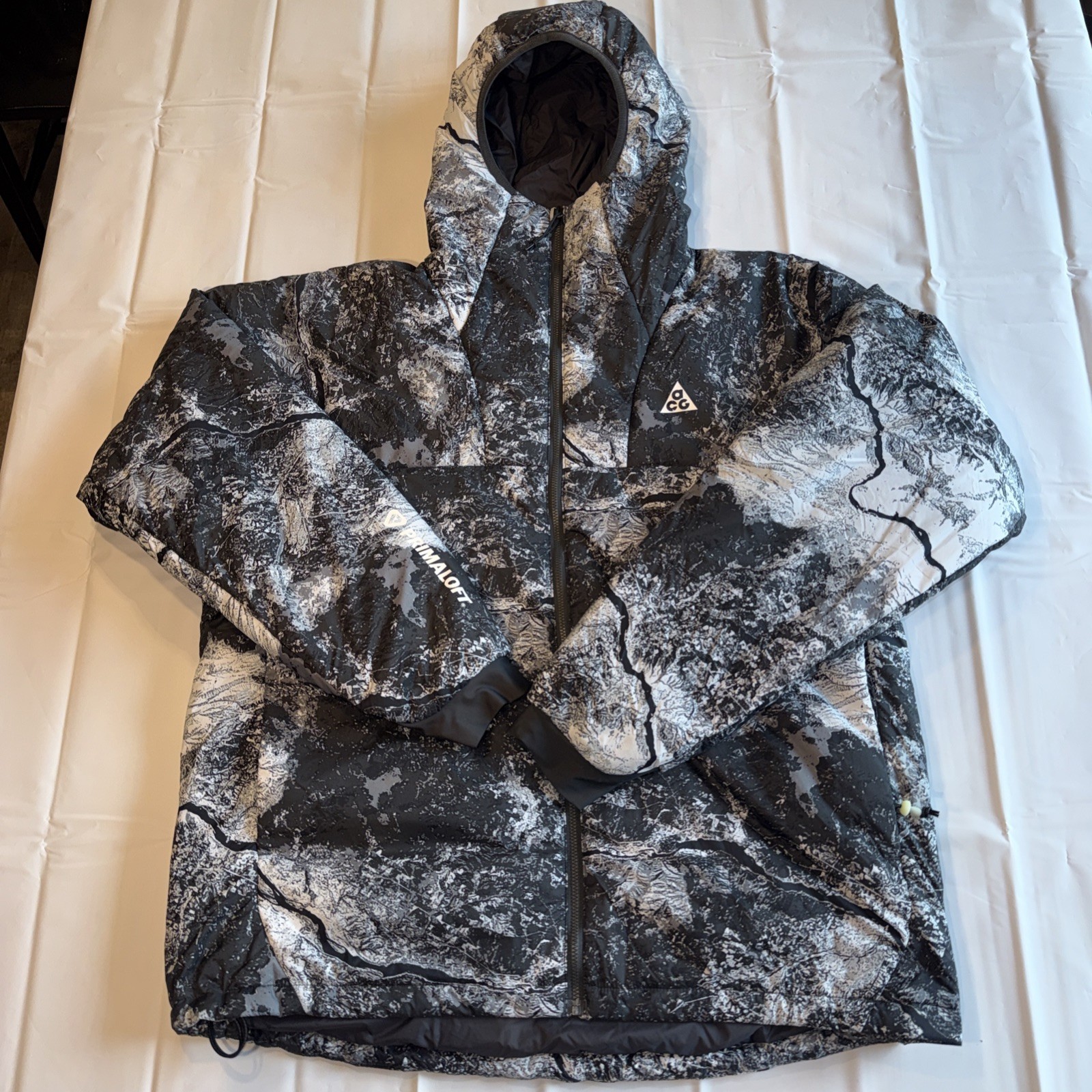 Nike ACG Jacket Mens Large Black Camo Therma-FIT ADV PrimaLoft Hooded Snow Ski