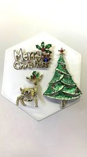 Gold Tone Christmas Themed Brooch Lot 31.6g