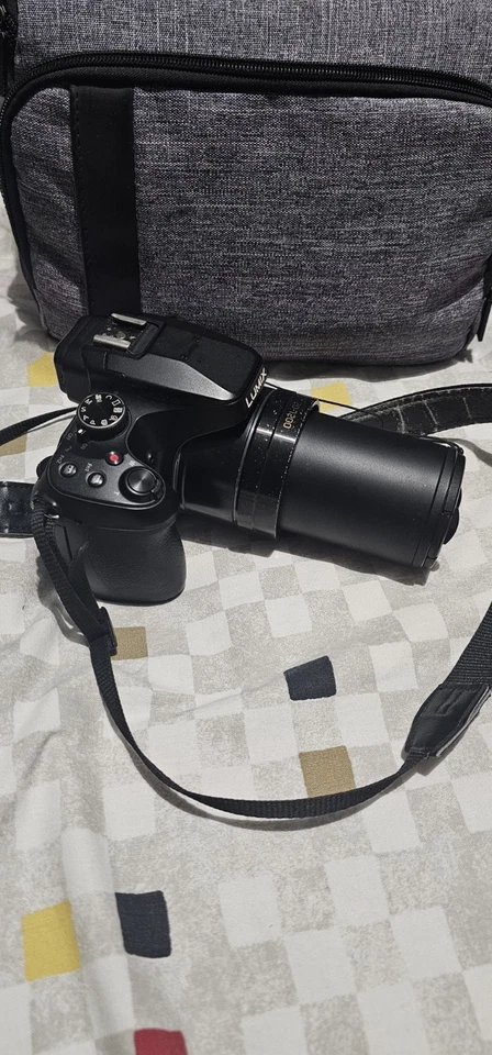 Panasonic Lumix DC-FZ82, foto 3 di 5