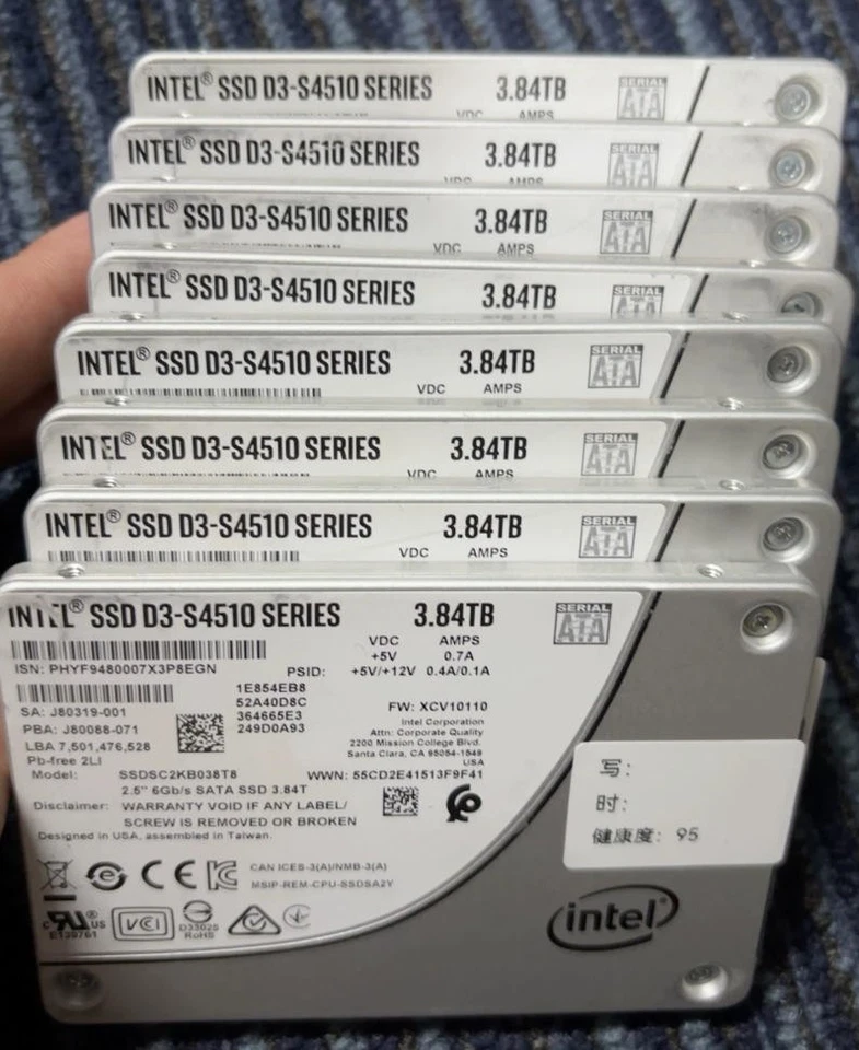 Intel S4510 3.84TB SSDSC2KB038T8 6Gb/s 2.5" SATA III Server Solid State Drive
