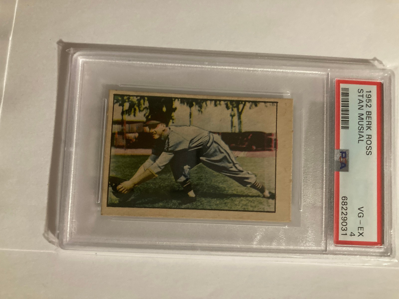 1952 Berk Ross Stan Musial PSA 4 Great Looking Vintage card