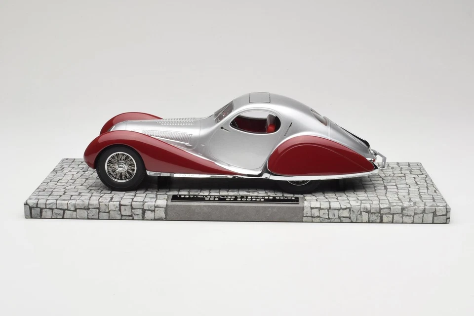 107117121 Talbot-Lago T150 C-SS Coupe Silver Red Minichamps 1/18 - Immagine 3 di 4