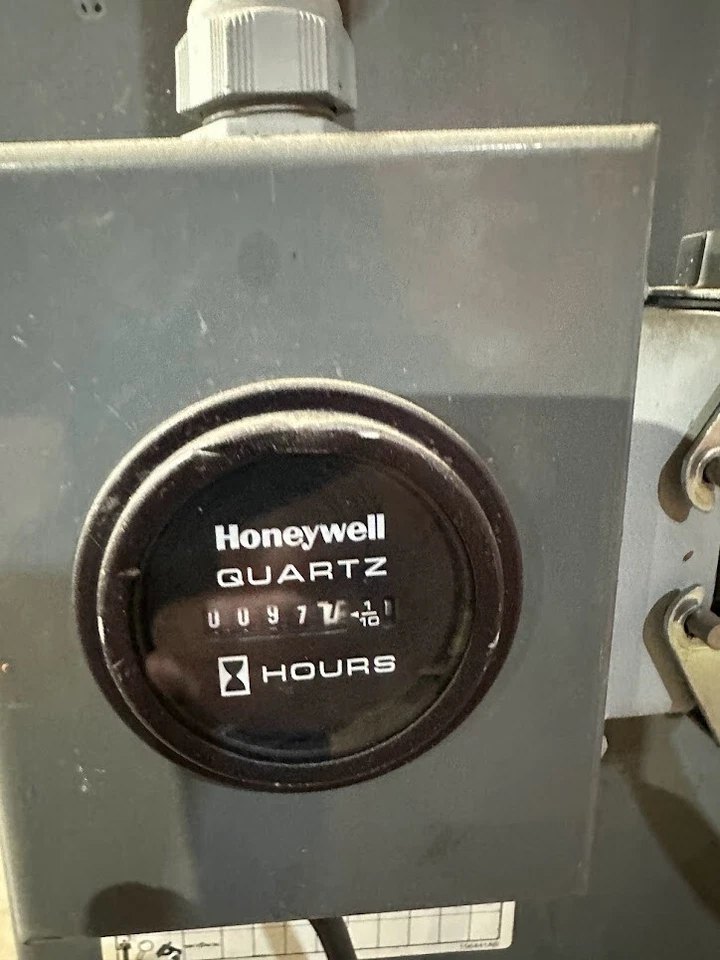 2017 SKYJACK SJ12 COMPACT PERSONNEL DRIVEABLE MANLIFT VERTICAL MAST SKYJACK LIFT - Image 3 of 4