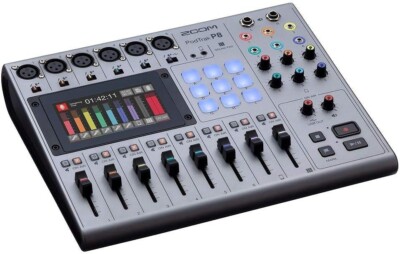ZOOM PodTrak P8 The Ultimate Workstation for Podcasters JAPAN F/S new