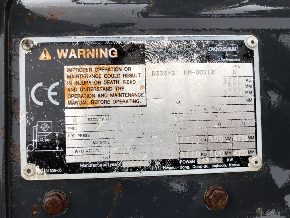 Doosan Daewoo counterbalance forklift 3.2t Diesel container spec No vat