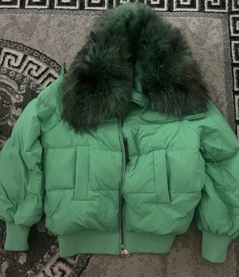 Super schöne Daunenjacke in grün Echtpelz Fuchspelz Neu