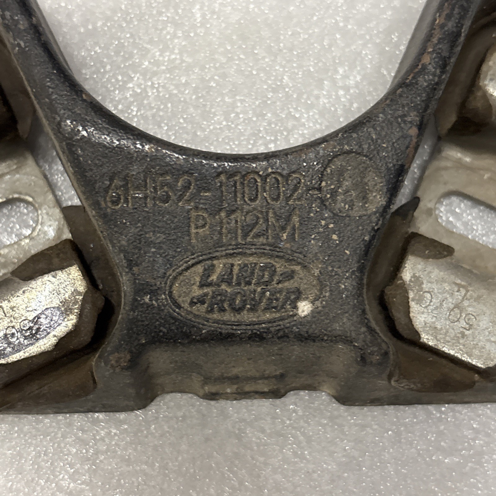 Range Rover Evoque 2012-2018 Rear Shock Absorber Mounting Plate 6H52-11002-P112M thumbnail 2