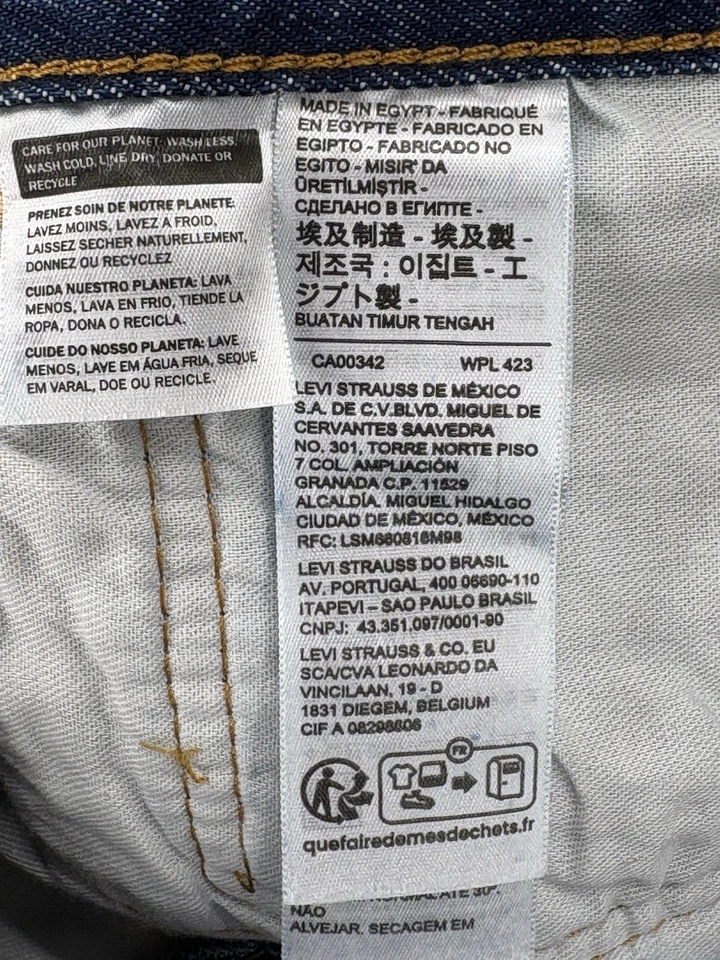 Pantalones de mezclilla Levis 501 corte original para hombre 32x29 azul botón recto mosca lavado a la piedra oscuro Foto 4 de 4