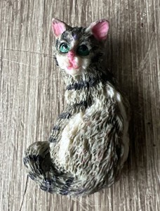 Vintage Artmark Blue Eyes Pink Ears Kitty Cat Fridge Magnet