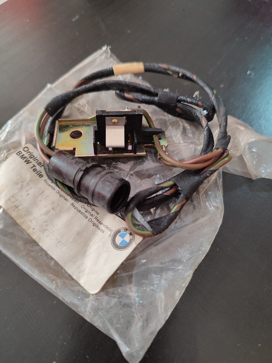 BMW E30-E28 contact interior light retarder !NEW! NLA GENUINE 