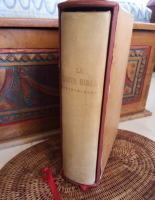 Biblia Editorial Planeta 1962  Es considerada La mejor traducción al español   