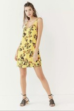 URBAN OUTFITTERS ZOE PRINTED CREPE SLIP MINI DRESS WOMEN’S SIZE LARGE