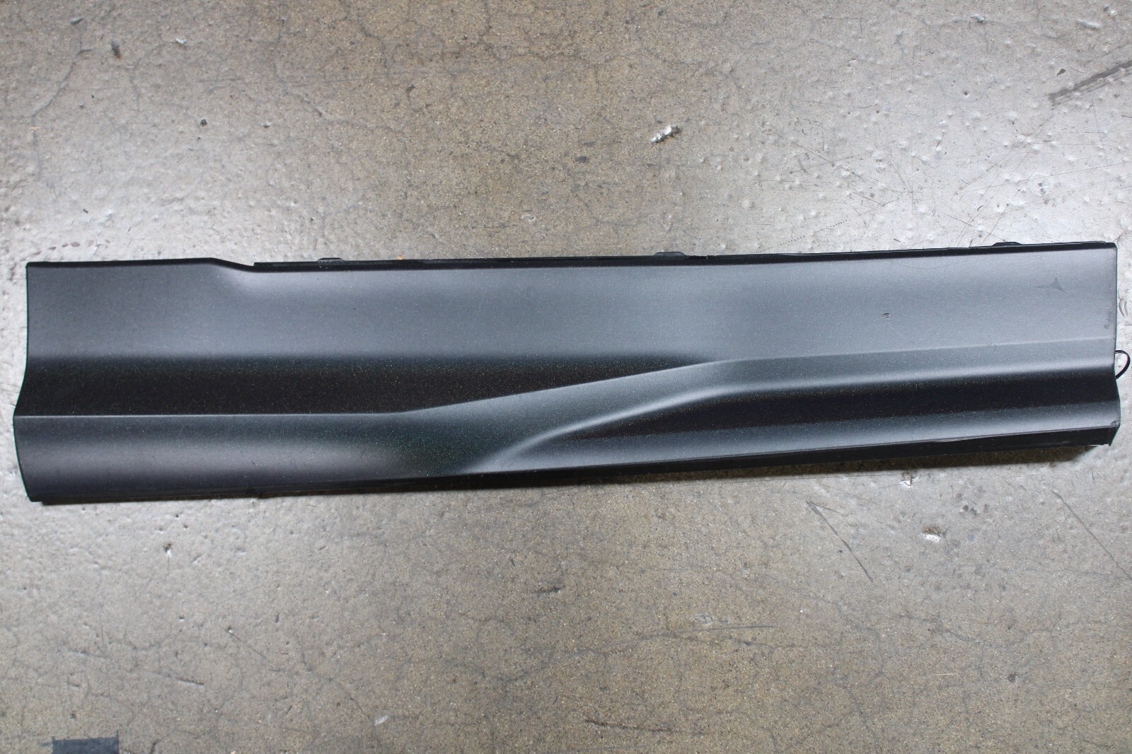 Lamborghini Urus, RH, Rear Lower Rocker Panel Moulding, Used, P/N 4ML853970