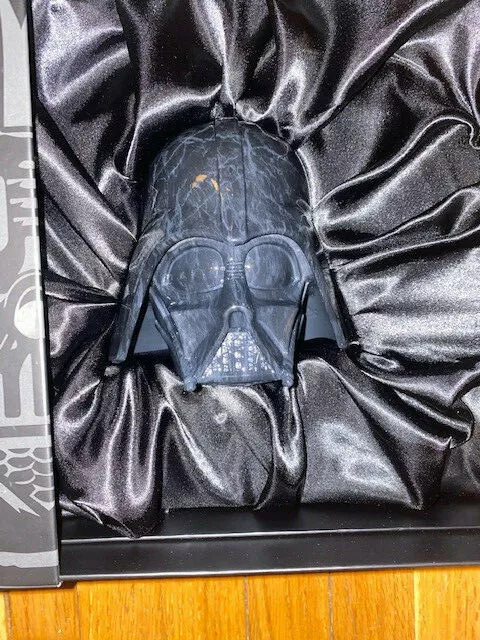 Star Wars-KITH-Darth Vader Helmet Paperweight-SOLD OUT-BNIB | eBay